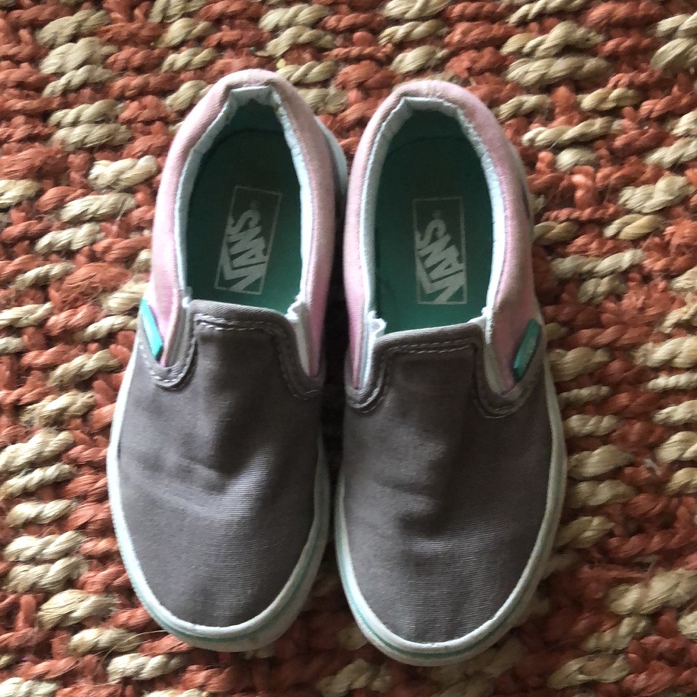 Girls slip on Vans